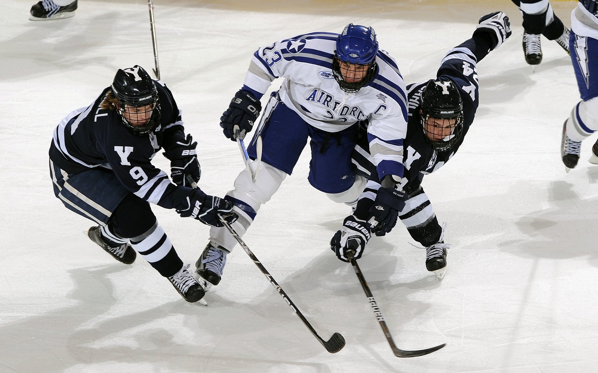 中国女排训练课气氛紧张高效执行，中国女排练练