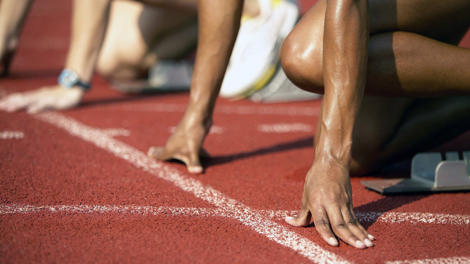 Clark 攻防两端均表现优异，攻防两端是什么意思